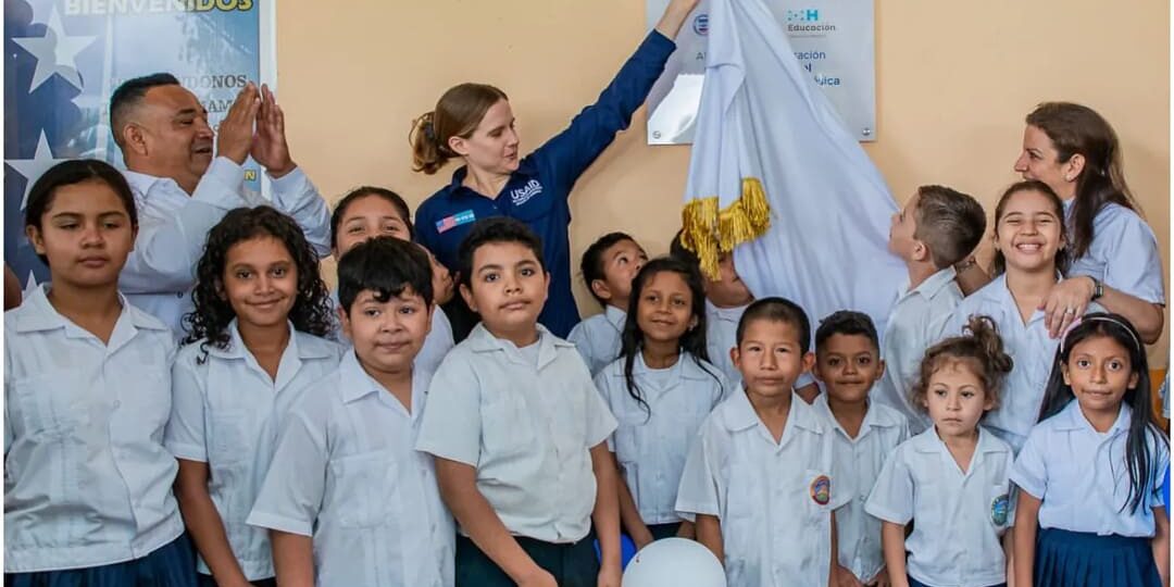 Cómo Ficohsa transforma la educación en Honduras